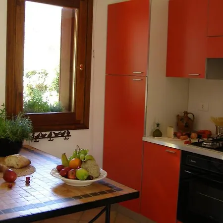 Διαμέρισμα Casetta Del Borgo Όλμπια